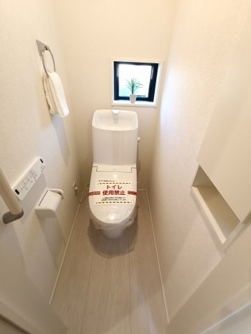 八潮市　西袋　新築戸建　全2棟のトイレ|施工例です