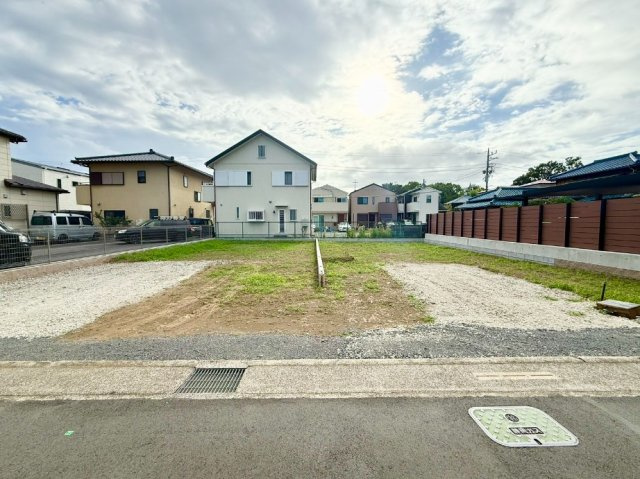 【外観】 | 三島市南本町 新築建売 2号棟 | 現在建築中の外観画像です。ご内覧は同じメーカーの完成物件へご案内いたしますので、いつでもご相談ください！
