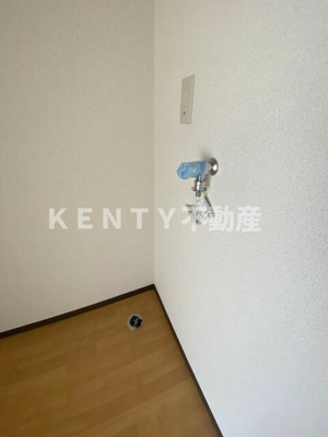 【設備】 | ラプラス千鳥 | 洗濯機置き場の様子。