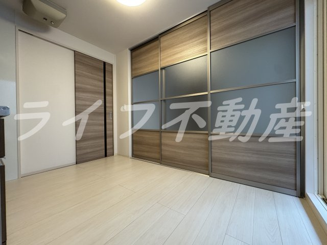 ユニヴェールの居間・リビング|こちらの居間で趣味の時間をお楽しみください