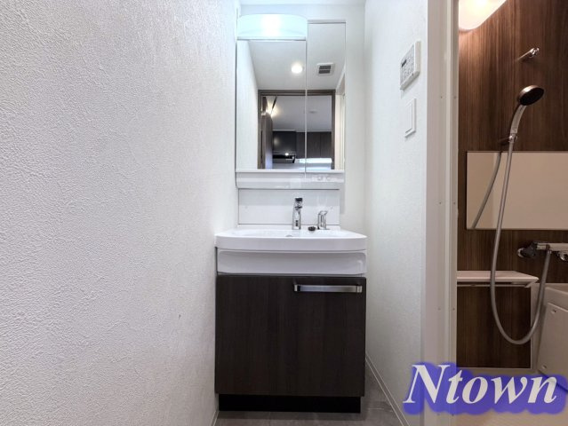 【独立洗面台】 | プレリス浅間町フォルテラ | 忙しい朝には欠かせない洗面所です