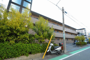 エスタシオン甲子園口の外観