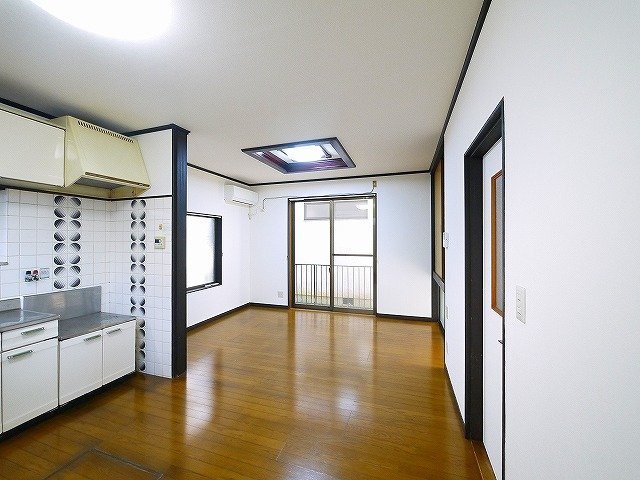 南紀寺町一戸建の内装