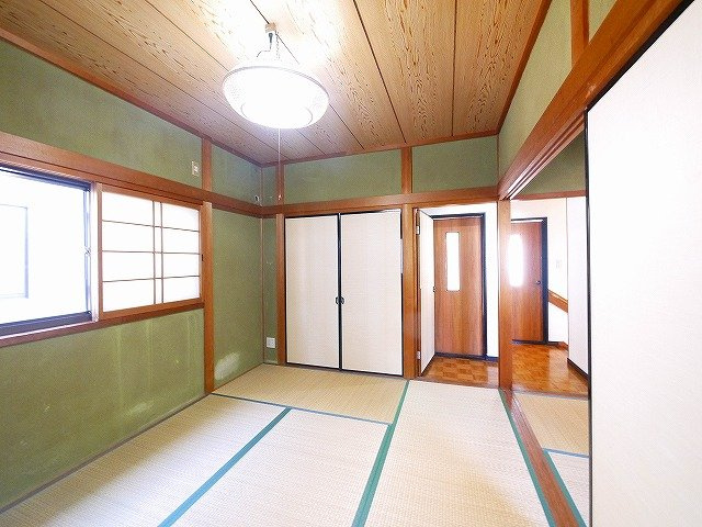 南紀寺町一戸建の内装