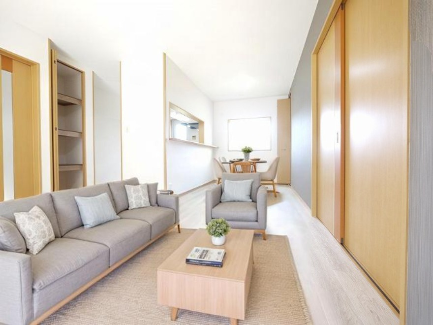 南六条町　戸建の居間・リビング|CGで家具等を配置したもので家具等は含まれません