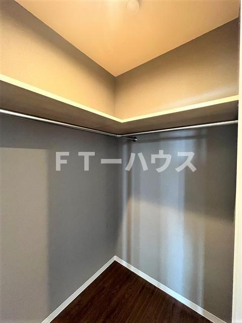 ＦＯＲＥＳＴＡ西船橋の収納