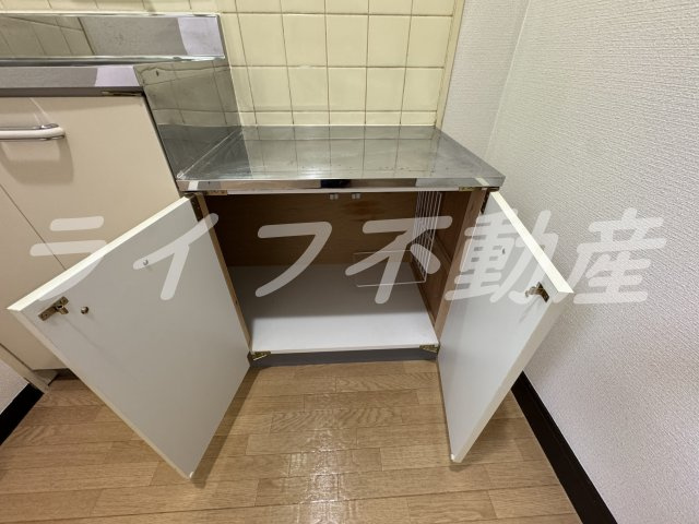 寿ビルの収納|収納豊富です