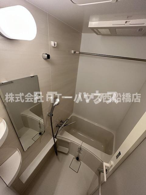 LIME RESIDENCE HIGASHINAKAYAMAの浴室