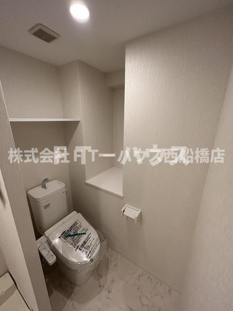 LIME RESIDENCE HIGASHINAKAYAMAのトイレ