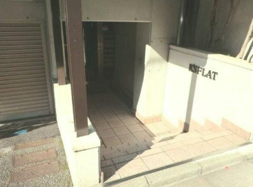 K‘S FLATのエントランス|落ち着いたエントランスです