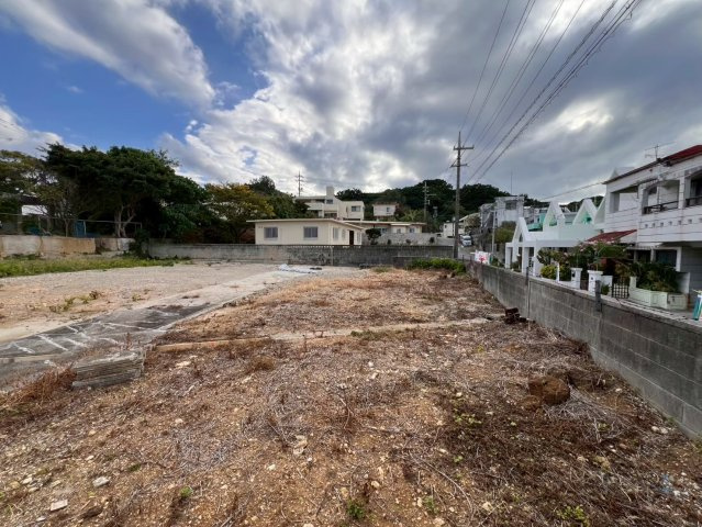 宜野湾市嘉数1丁目【81.84坪】の外観