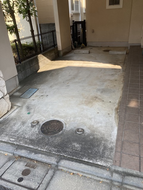 松庵一丁目戸建の駐車場