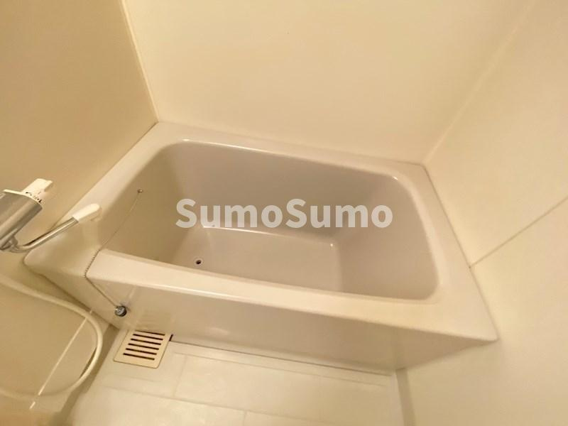グランデージ箱崎の浴室