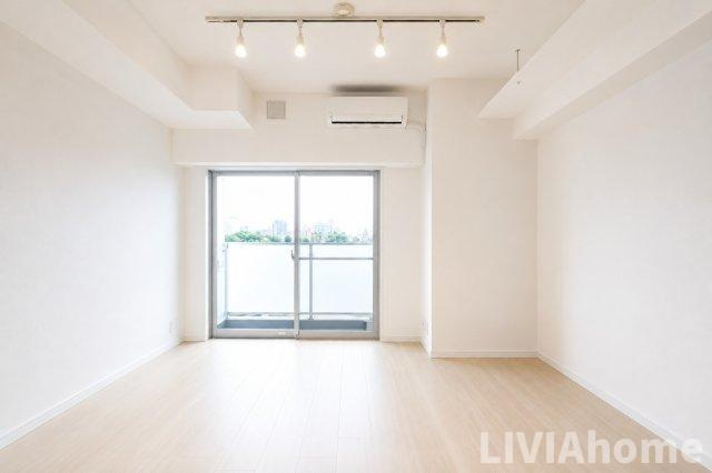 目黒区三田１丁目の賃貸マンションの居間・リビング|同シリーズの参考写真です。実際の設備・内装は現況を優先とさせていただきます。