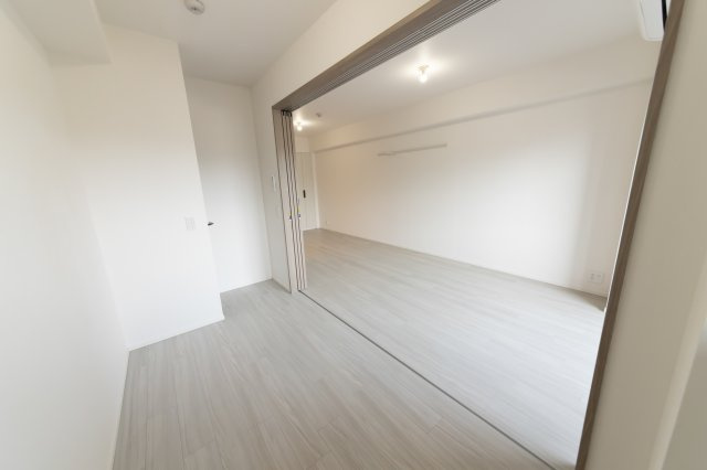 RESIDENCE　KOENJIの洋室