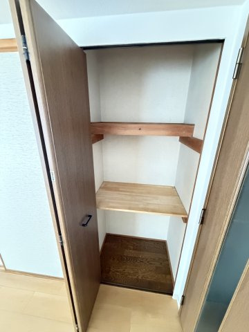 ルネシティ脇浜町３号棟の収納