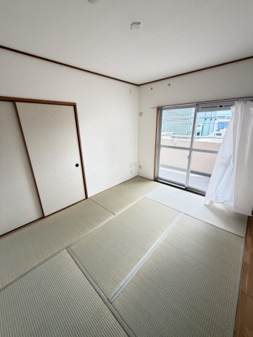 ルネシティ脇浜町３号棟の和室