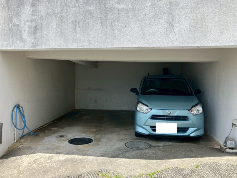 中城村字当間の駐車場