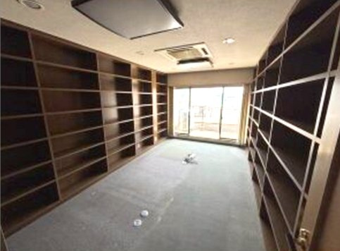 阪南町５丁目テナントビルの内装