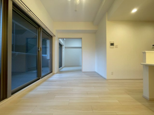 プレジオ難波WESTの居間・リビング