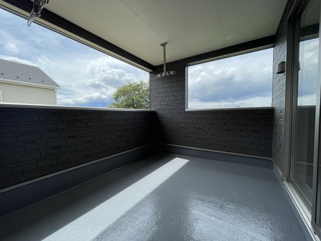 新築戸建・新築建売　矢吹町八幡町　善郷小・矢吹中のバルコニー|インナーバルコニーは急な天候不良にも安心！