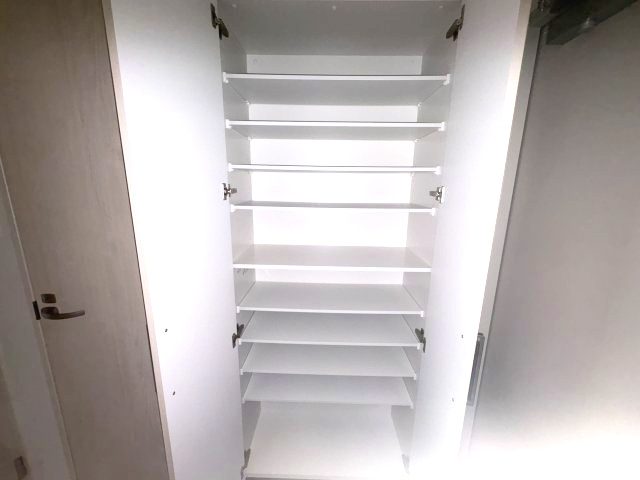 セラフィア神戸御影塚町の収納