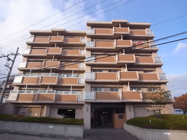ノバ学園前3番館