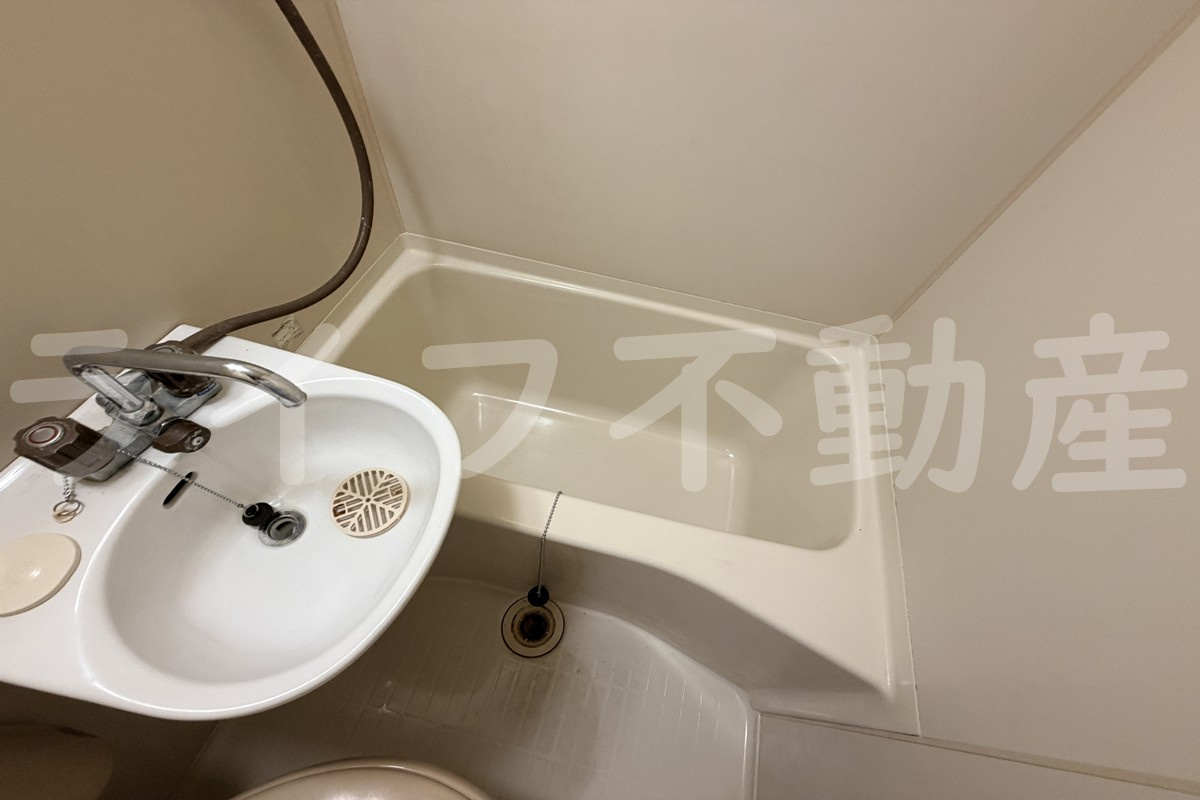 バーナード2　仲介手数料無料の浴室