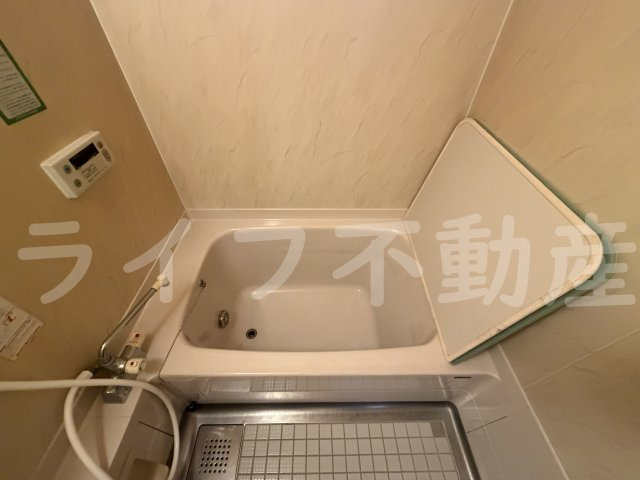 D2ハウス若江岩田の浴室|日々の疲れを癒すお風呂付です