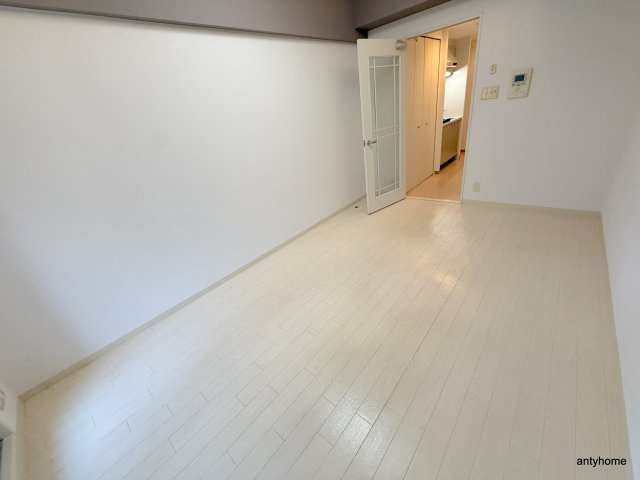 CITY SPIRE幸町　仲介手数料無料の居間・リビング