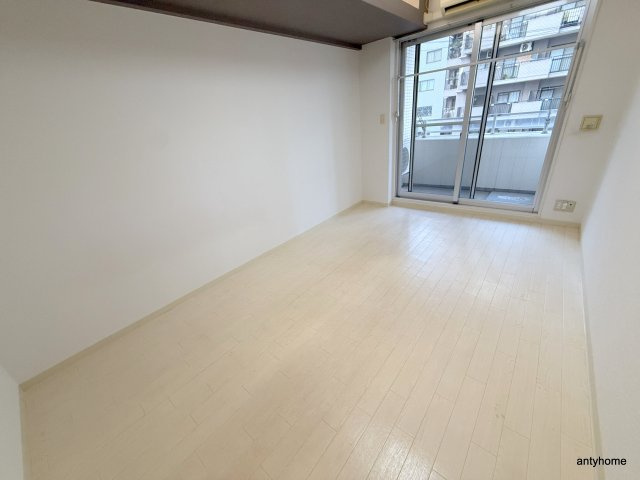 CITY SPIRE幸町　仲介手数料無料の居間・リビング