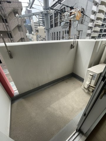 フォーチュン心斎橋イーストのバルコニー