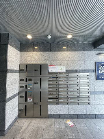 フォーチュン心斎橋イーストのロビー