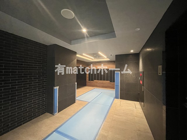 Metrosa谷町六丁目Southのロビー