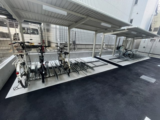 ソルレヴェンテ新梅田の駐車場