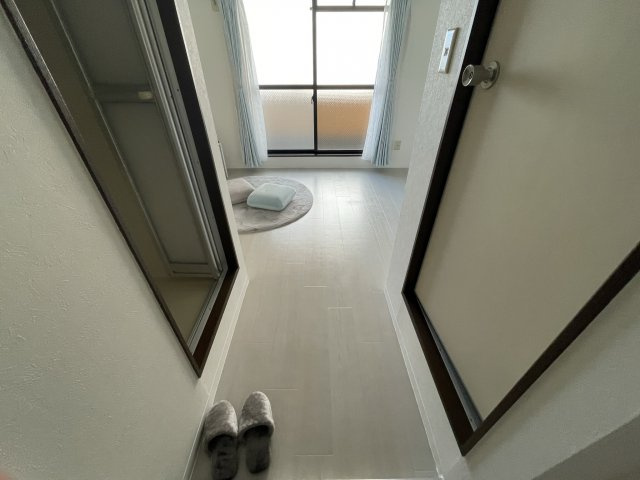 マンションスムス　の内装|(参考)同マンション反転間取り他部屋の写真