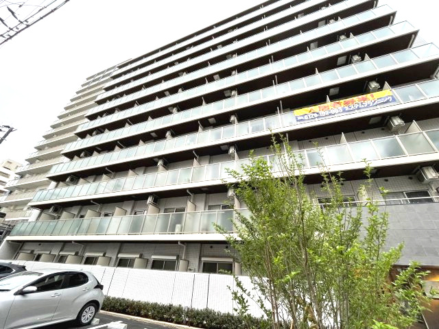 ゼオン大阪EASTの駐車場