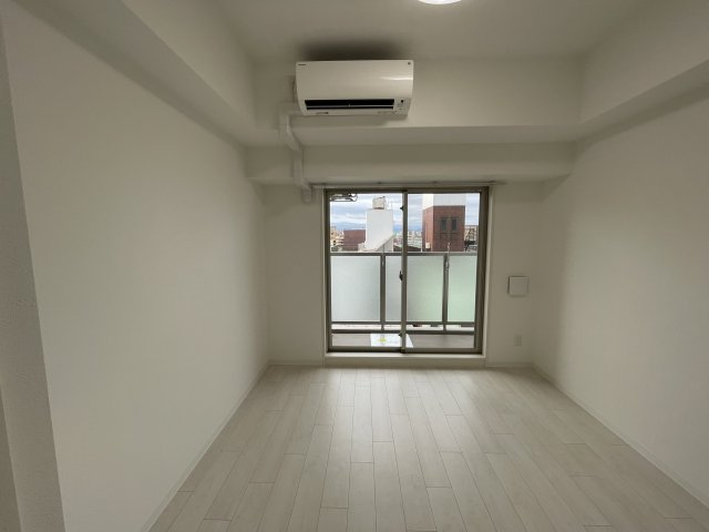 ゼオン大阪EASTの居間・リビング|(参考)同マンション同間取り他部屋の写真