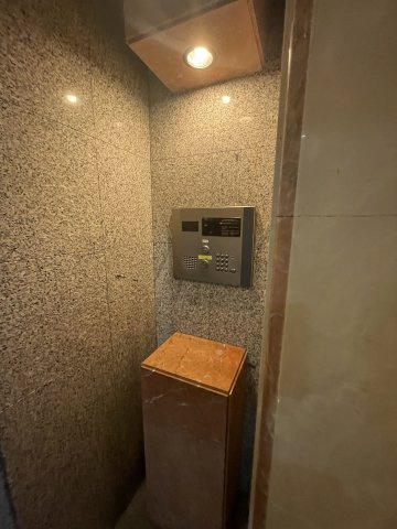 セントアミール南久宝寺のエントランス