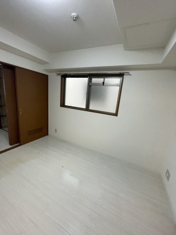 セントアミール南久宝寺の洋室|(参考)同マンション同間取り他部屋の写真