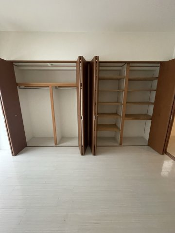 セントアミール南久宝寺の収納|(参考)同マンション同間取り他部屋の写真