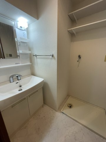 セントアミール南久宝寺の洗面所|(参考)同マンション同間取り他部屋の写真