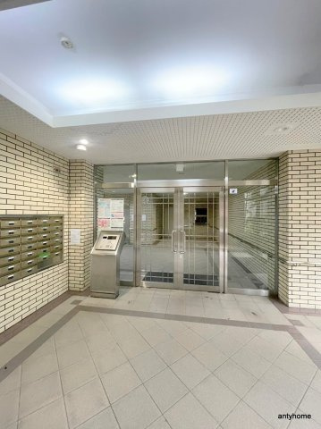 ウエストコート新大阪　仲介手数料無料のエントランス