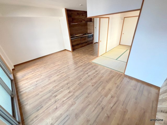 ウエストコート新大阪　仲介手数料無料の居間・リビング