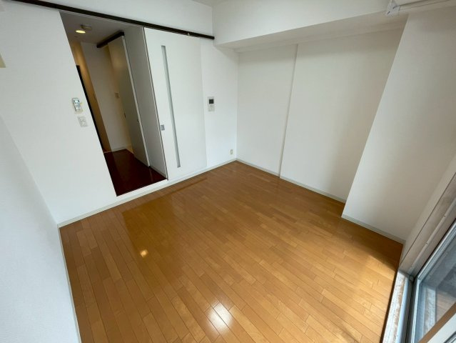ルネ日本橋アネーロの洋室