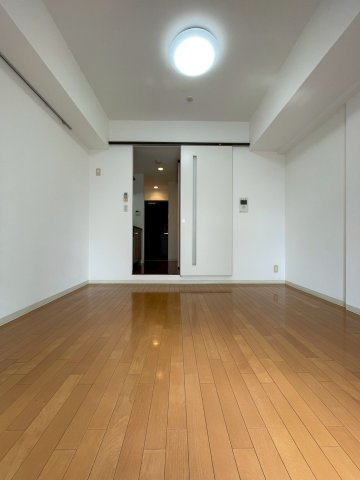 ルネ日本橋アネーロの洋室
