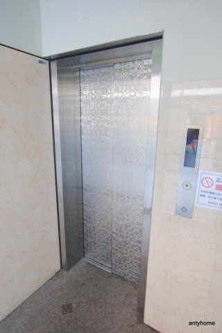 フォレストプラザ1　仲介手数料無料の駐車場