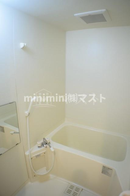 大阪市西区新町４丁目の賃貸マンションの浴室
