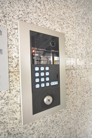 大阪市西区本田２丁目の賃貸マンションのセキュリティ