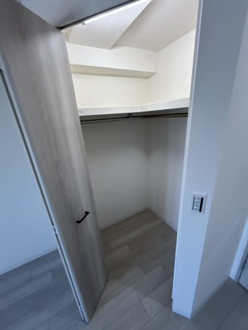 大阪市西区九条南１丁目の賃貸マンションの収納
